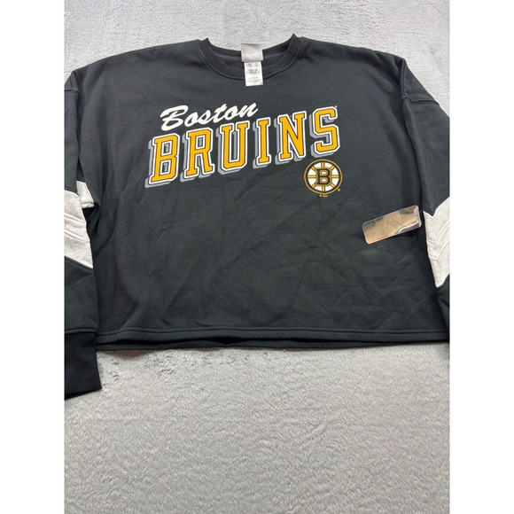 NHL Tops - Boston Bruins Women's Size L Black Cropped Crewneck Sweatshirt NHL Baggy Fit